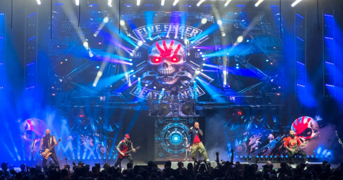 Five Finger Death Punch (Riverbend, Cincinnati, OH) 8/10/26